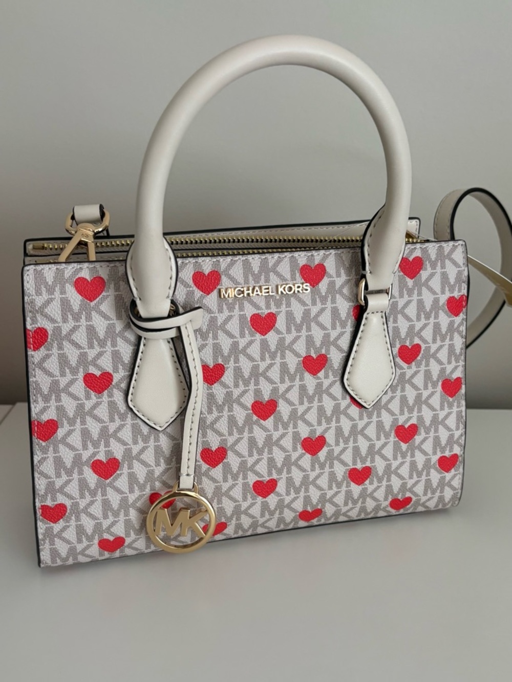 NEW Michael Kors White Satchel with Red Heart Print authentic